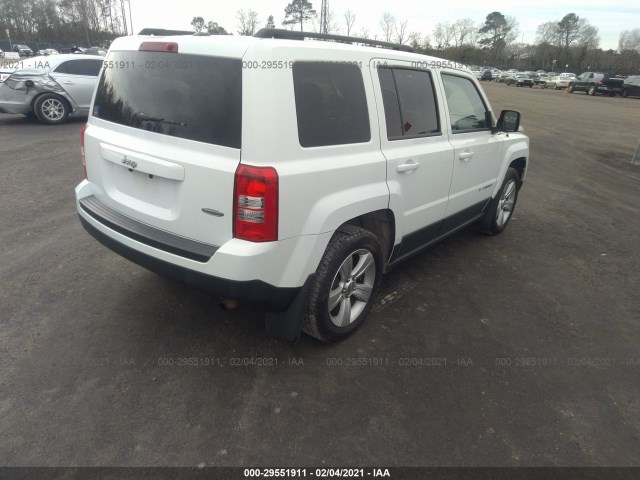 Photo 3 VIN: 1C4NJPFB8DD213281 - JEEP PATRIOT 