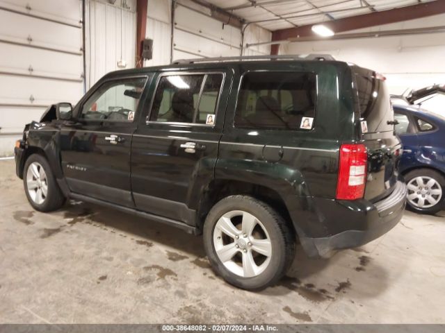 Photo 2 VIN: 1C4NJPFB8DD230307 - JEEP PATRIOT 