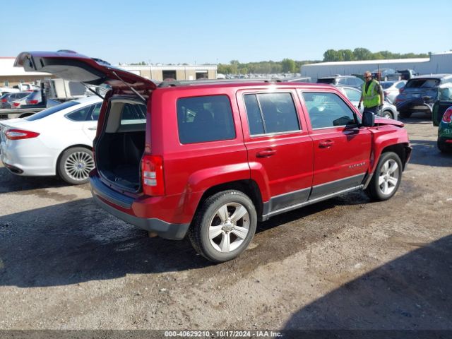 Photo 3 VIN: 1C4NJPFB8FD304912 - JEEP PATRIOT 