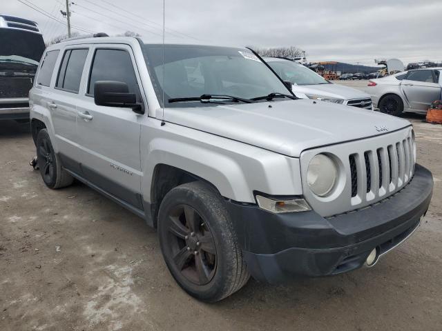 Photo 3 VIN: 1C4NJPFB9DD158629 - JEEP PATRIOT 