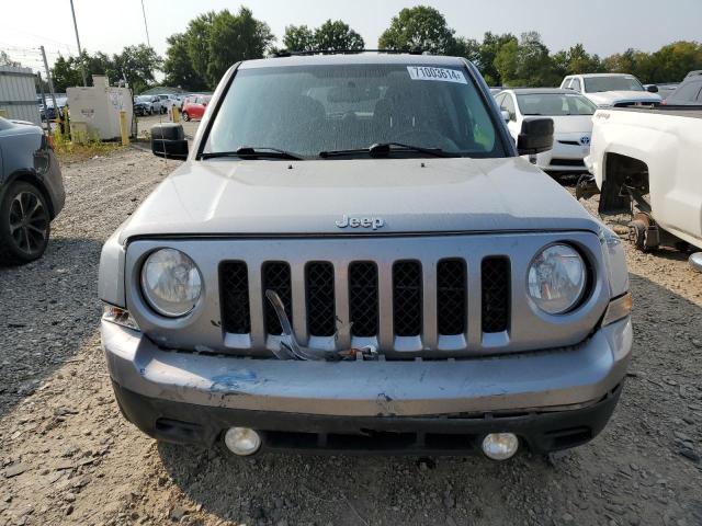 Photo 4 VIN: 1C4NJPFBXED764202 - JEEP PATRIOT LA 