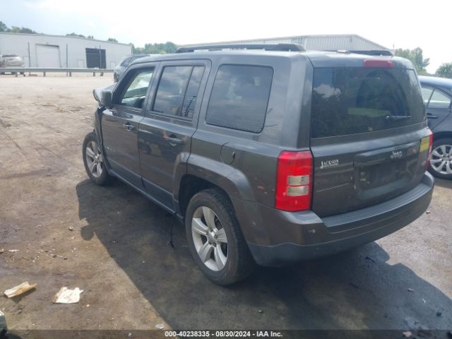 Photo 2 VIN: 1C4NJPFBXGD687396 - JEEP PATRIOT 