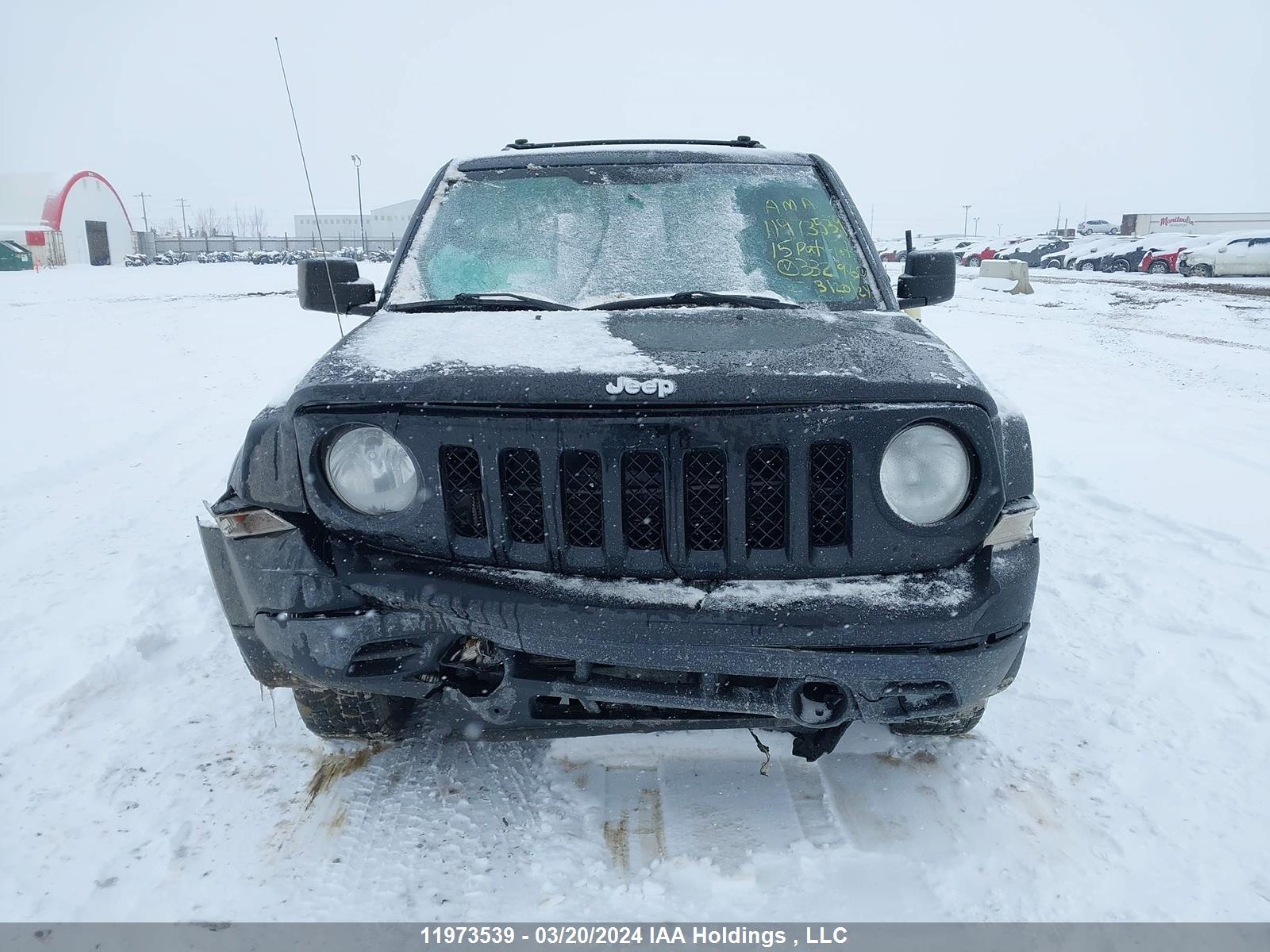 Photo 11 VIN: 1C4NJRAB1FD332960 - JEEP LIBERTY (PATRIOT) 