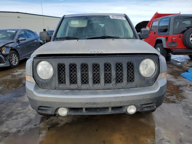 Photo 4 VIN: 1C4NJRAB3FD424734 - JEEP PATRIOT 