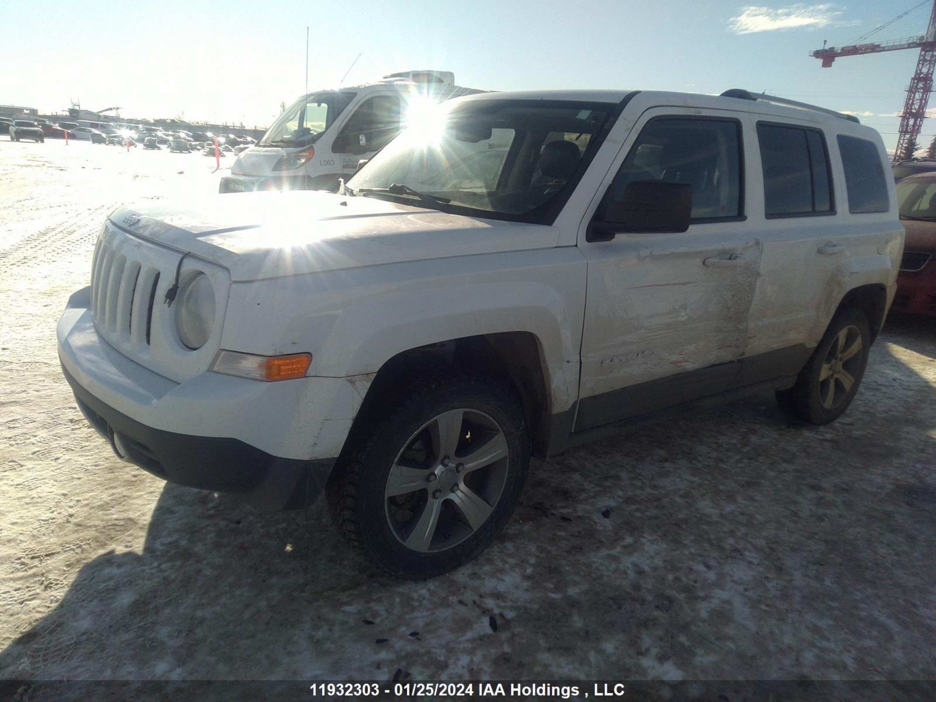 Photo 1 VIN: 1C4NJRAB3GD685296 - JEEP LIBERTY (PATRIOT) 