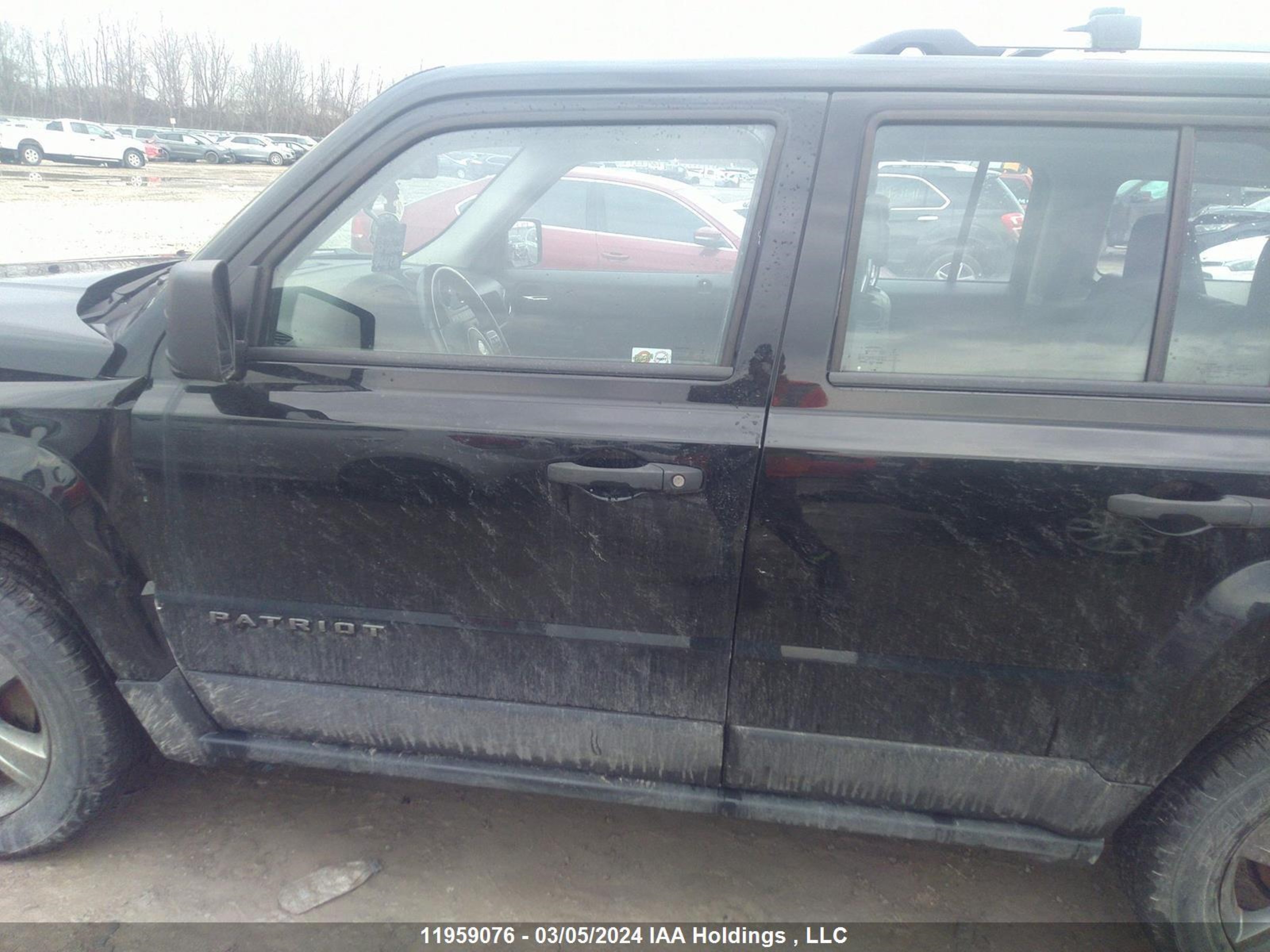 Photo 14 VIN: 1C4NJRAB3GD814475 - JEEP LIBERTY (PATRIOT) 