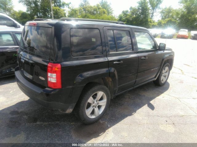 Photo 3 VIN: 1C4NJRAB4CD670820 - JEEP PATRIOT 