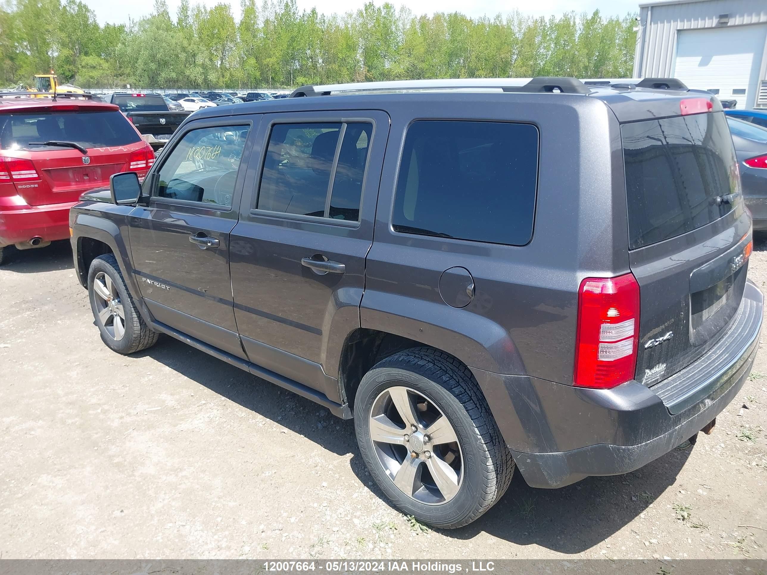 Photo 2 VIN: 1C4NJRAB5GD625908 - JEEP LIBERTY (PATRIOT) 