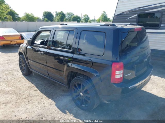 Photo 2 VIN: 1C4NJRAB8GD740969 - JEEP PATRIOT 