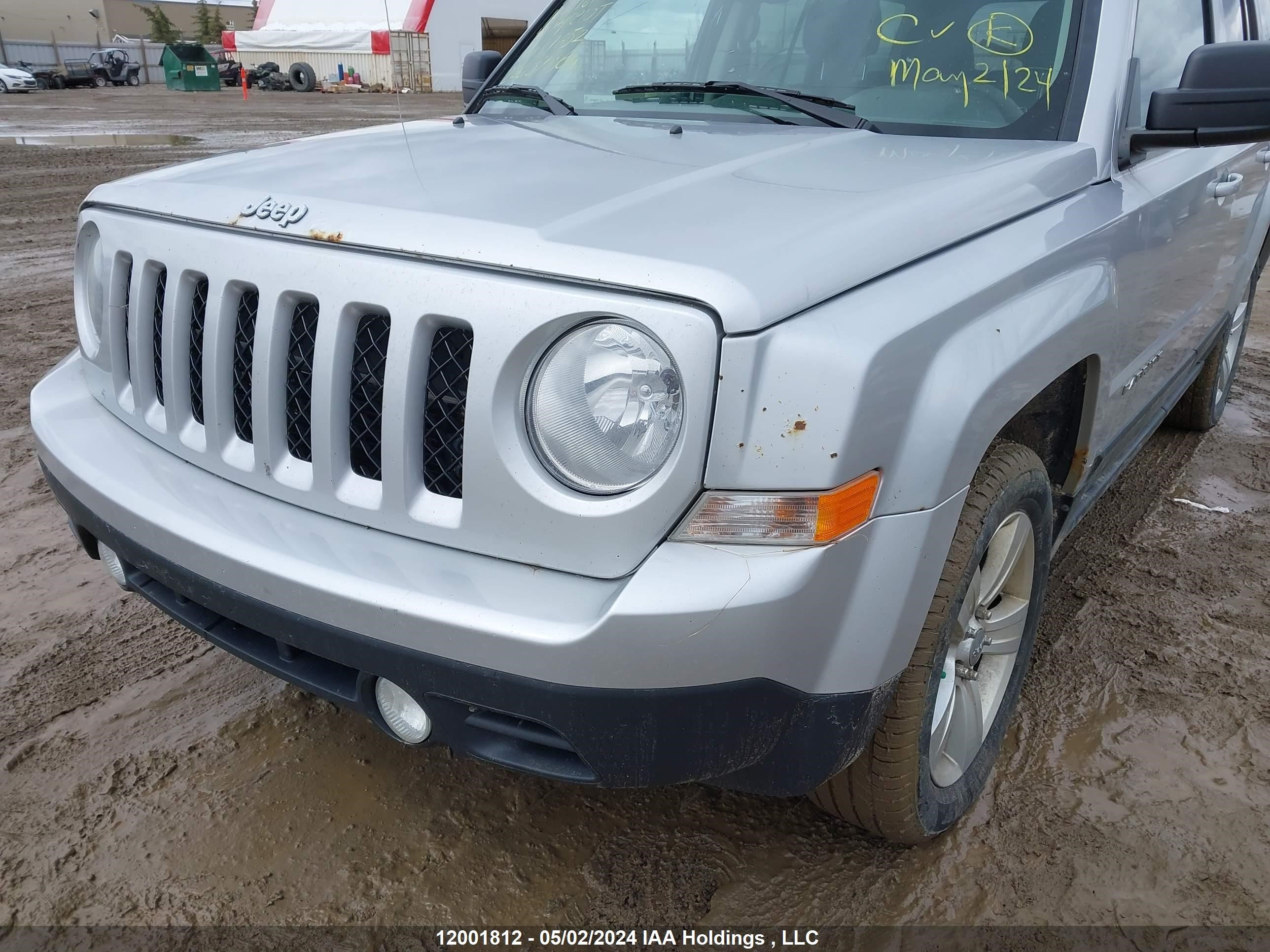 Photo 5 VIN: 1C4NJRAB9CD637652 - JEEP LIBERTY (PATRIOT) 