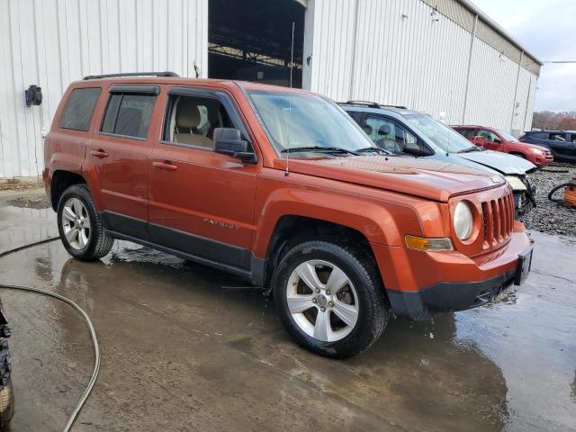 Photo 3 VIN: 1C4NJRBB0CD577632 - JEEP PATRIOT SP 