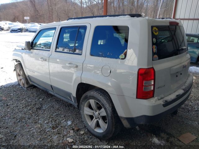 Photo 2 VIN: 1C4NJRBB0CD650790 - JEEP PATRIOT 