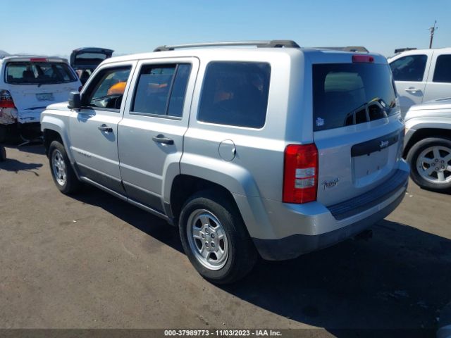 Photo 2 VIN: 1C4NJRBB0DD119204 - JEEP PATRIOT 