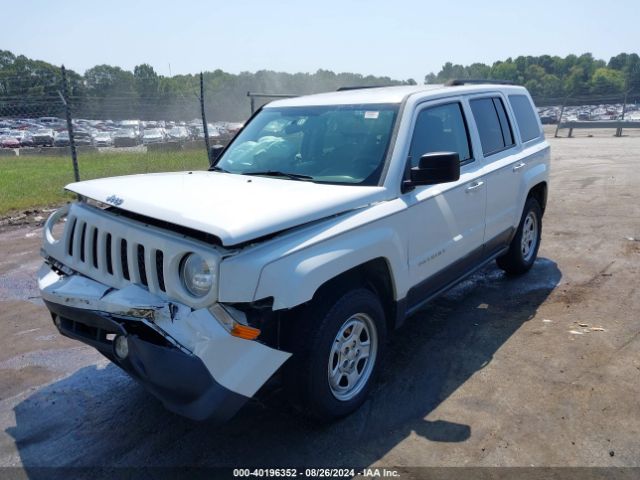 Photo 1 VIN: 1C4NJRBB0FD142923 - JEEP PATRIOT 