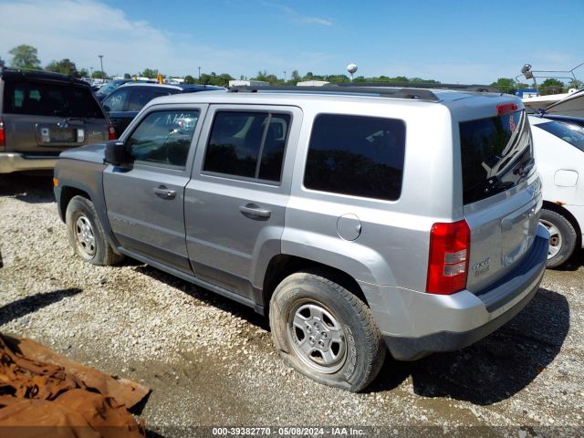 Photo 2 VIN: 1C4NJRBB0FD155140 - JEEP PATRIOT 