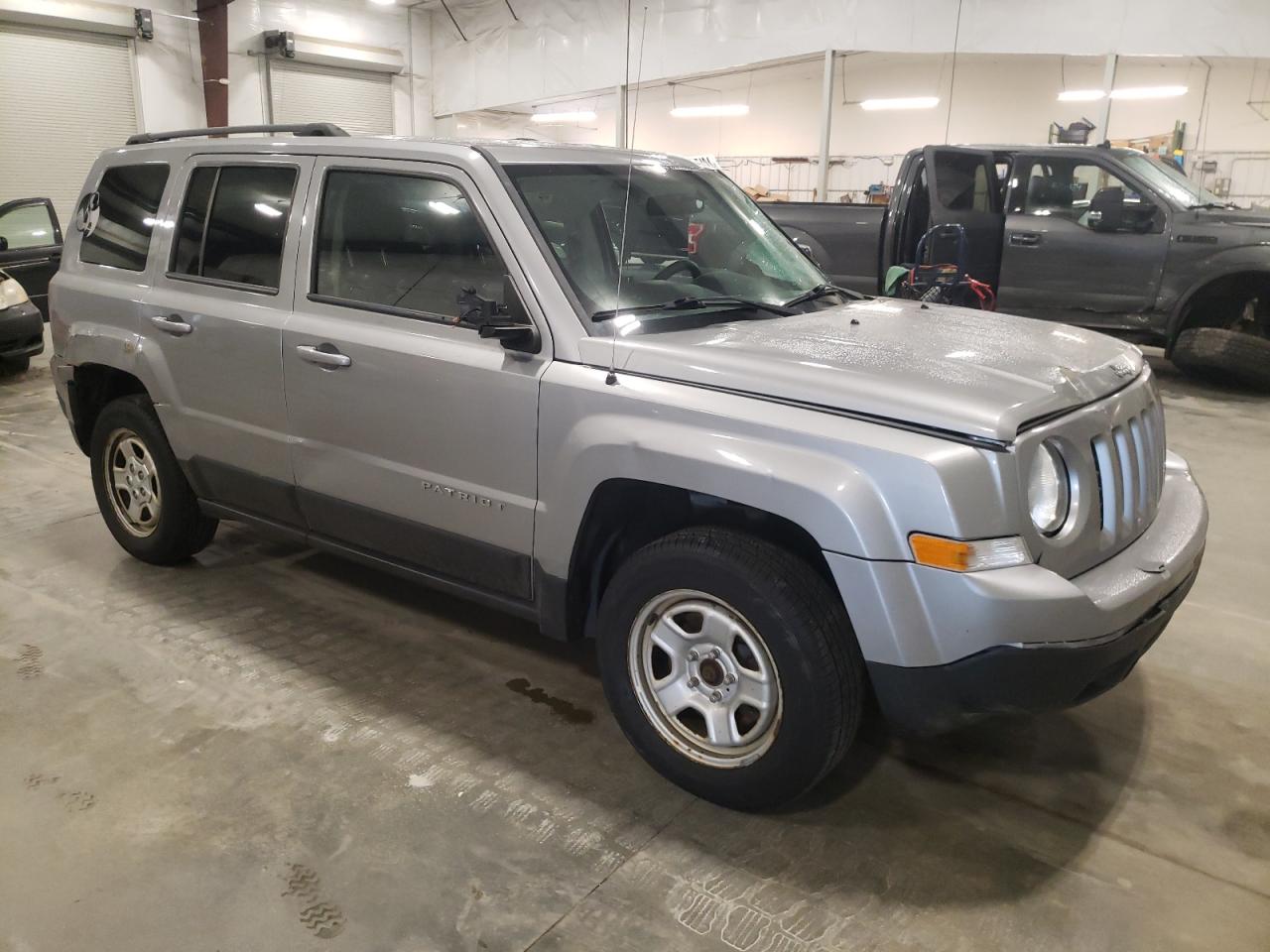 Photo 3 VIN: 1C4NJRBB0FD206443 - JEEP LIBERTY (PATRIOT) 