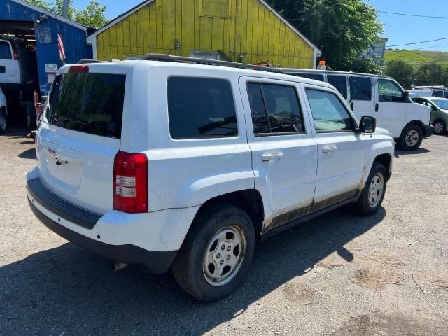 Photo 3 VIN: 1C4NJRBB0GD542448 - JEEP PATRIOT SP 