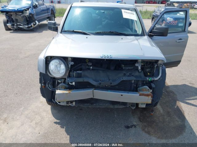 Photo 5 VIN: 1C4NJRBB0GD628004 - JEEP PATRIOT 