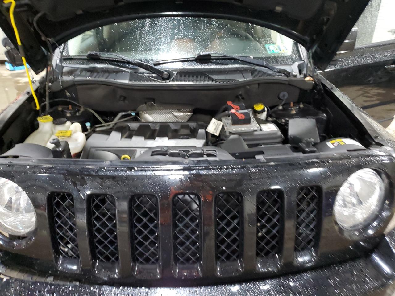 Photo 11 VIN: 1C4NJRBB0GD696772 - JEEP LIBERTY (PATRIOT) 