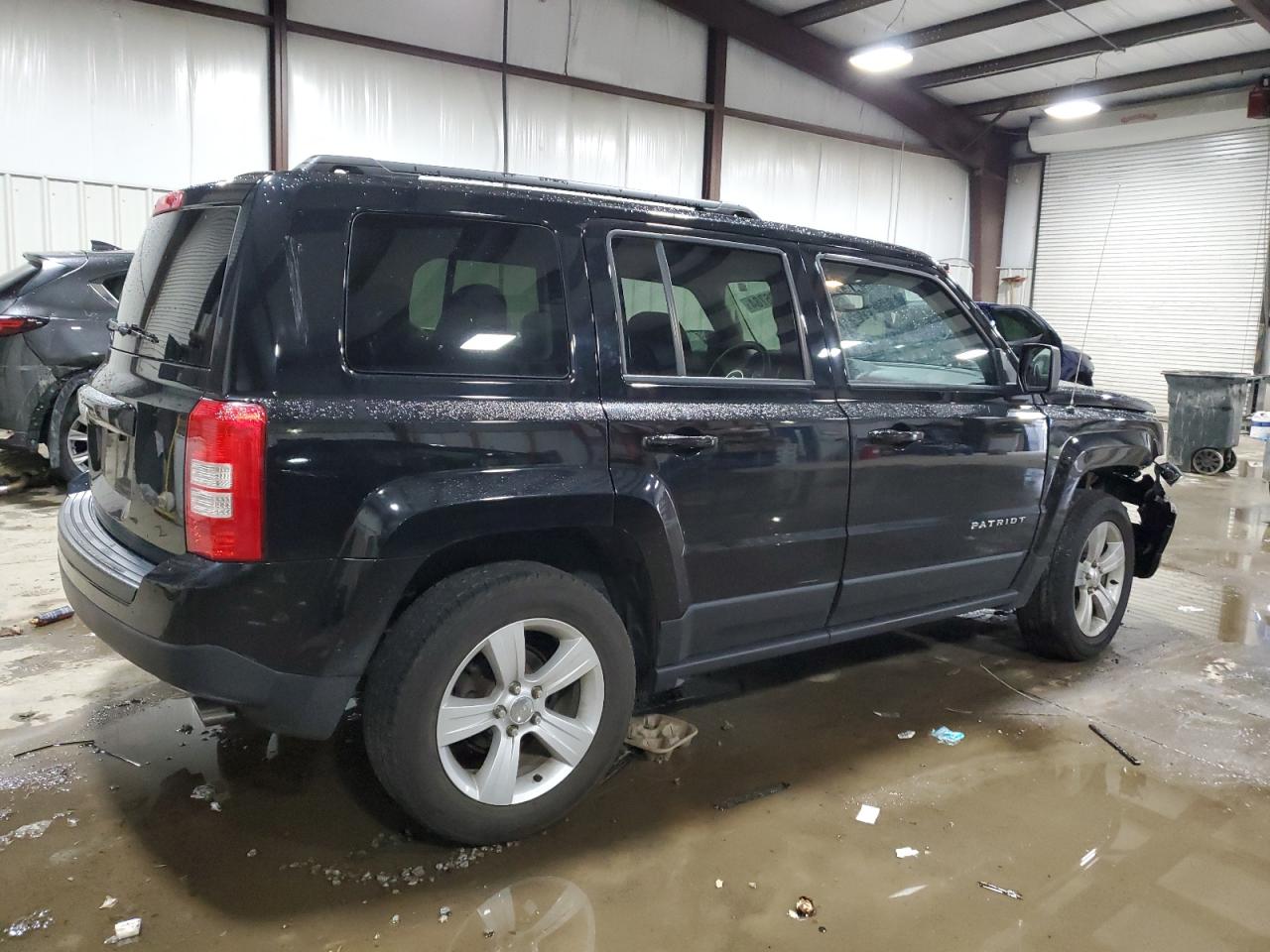 Photo 2 VIN: 1C4NJRBB0GD696772 - JEEP LIBERTY (PATRIOT) 