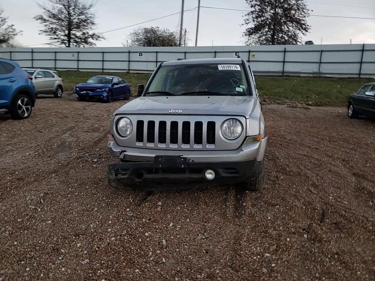 Photo 10 VIN: 1C4NJRBB0GD713473 - JEEP PATRIOT SP 