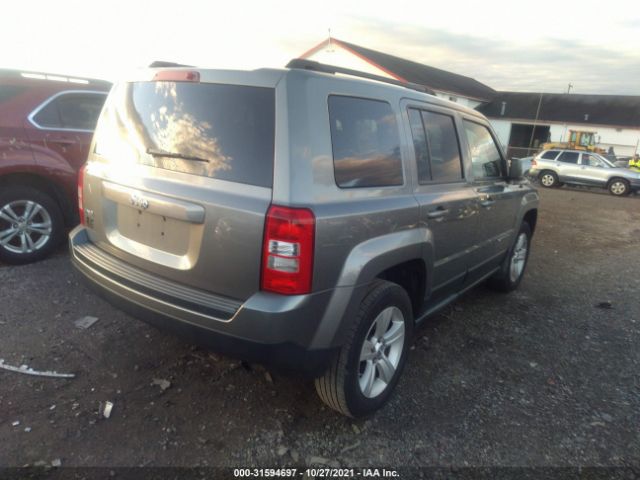 Photo 3 VIN: 1C4NJRBB1CD505113 - JEEP PATRIOT 