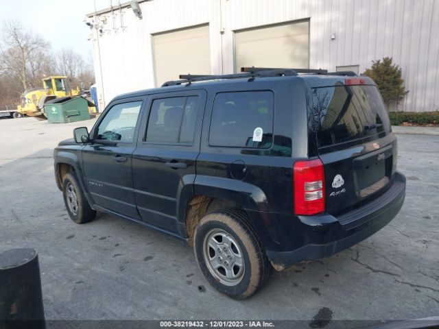 Photo 2 VIN: 1C4NJRBB1CD541500 - JEEP PATRIOT 