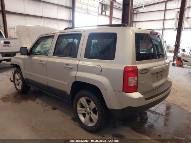 Photo 2 VIN: 1C4NJRBB2CD564333 - JEEP PATRIOT 