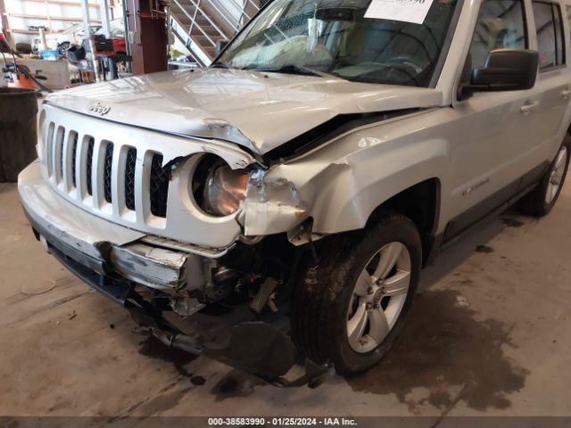 Photo 5 VIN: 1C4NJRBB2CD564333 - JEEP PATRIOT 