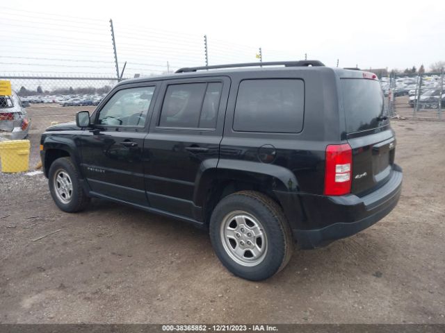 Photo 2 VIN: 1C4NJRBB2CD589183 - JEEP PATRIOT 