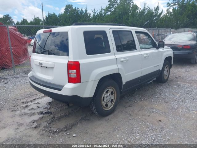 Photo 3 VIN: 1C4NJRBB2GD521729 - JEEP PATRIOT 