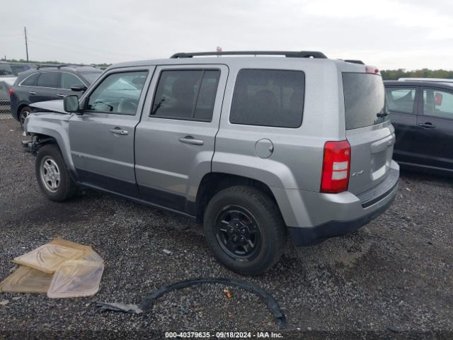 Photo 2 VIN: 1C4NJRBB2HD138827 - JEEP PATRIOT 