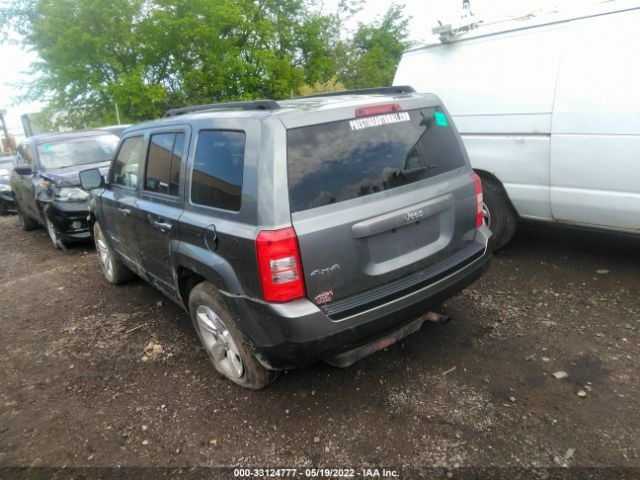 Photo 2 VIN: 1C4NJRBB3CD563935 - JEEP PATRIOT 