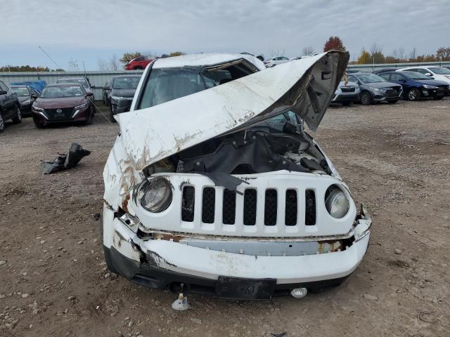 Photo 4 VIN: 1C4NJRBB3CD617637 - JEEP PATRIOT SP 