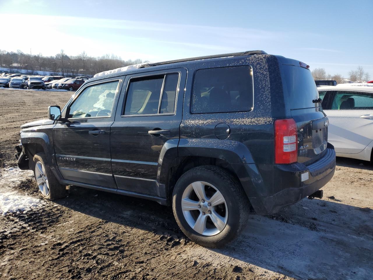 Photo 1 VIN: 1C4NJRBB3ED520750 - JEEP LIBERTY (PATRIOT) 