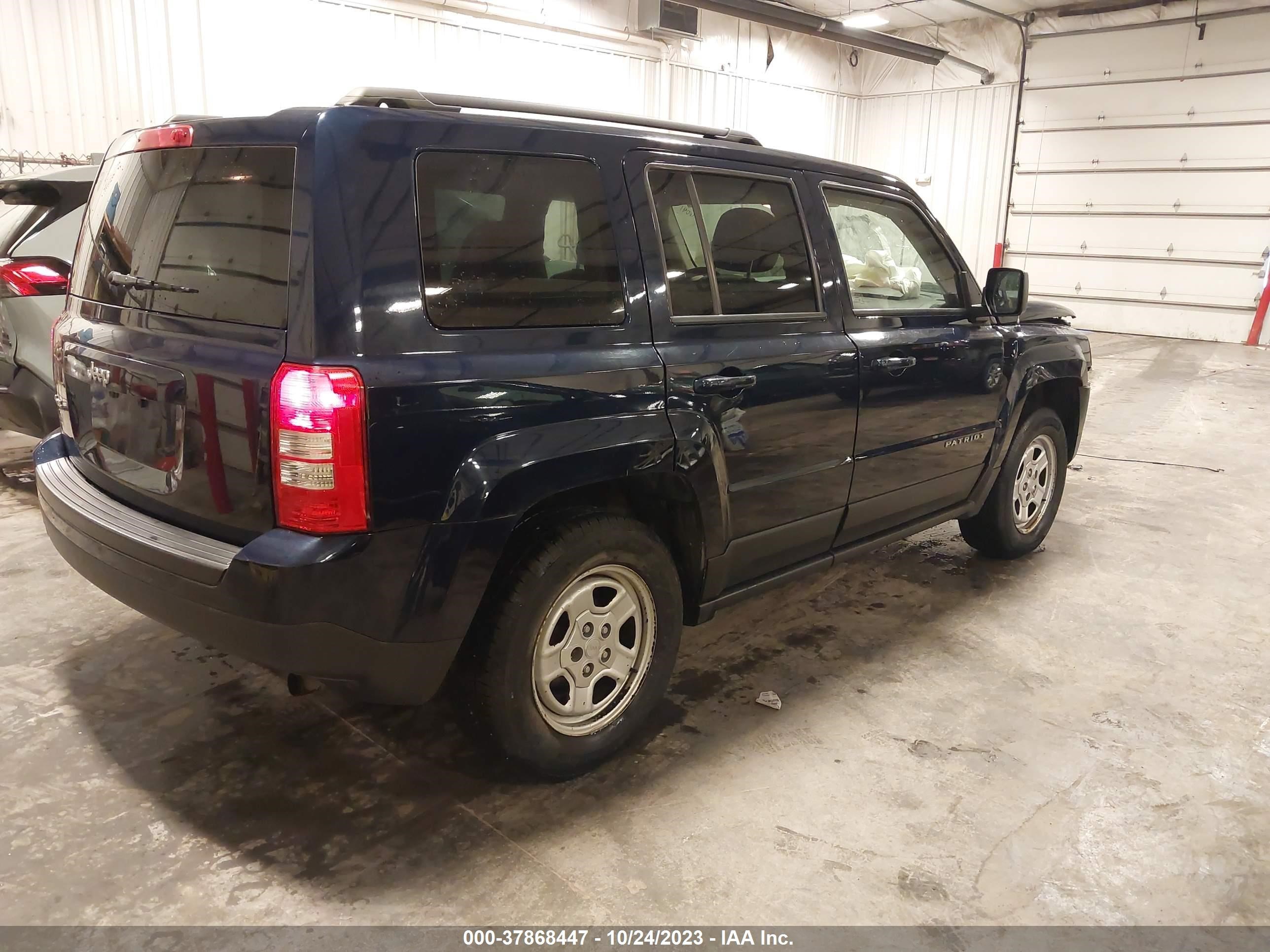 Photo 3 VIN: 1C4NJRBB3ED879385 - JEEP LIBERTY (PATRIOT) 