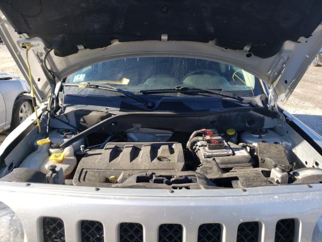 Photo 6 VIN: 1C4NJRBB4DD203350 - JEEP PATRIOT SP 