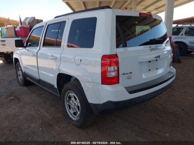 Photo 2 VIN: 1C4NJRBB4GD618091 - JEEP PATRIOT 