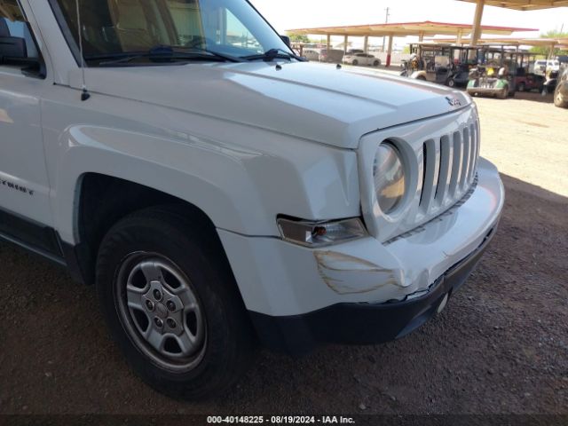 Photo 5 VIN: 1C4NJRBB4GD618091 - JEEP PATRIOT 