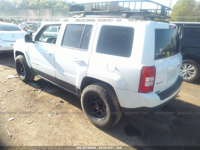 Photo 2 VIN: 1C4NJRBB4GD632413 - JEEP PATRIOT 