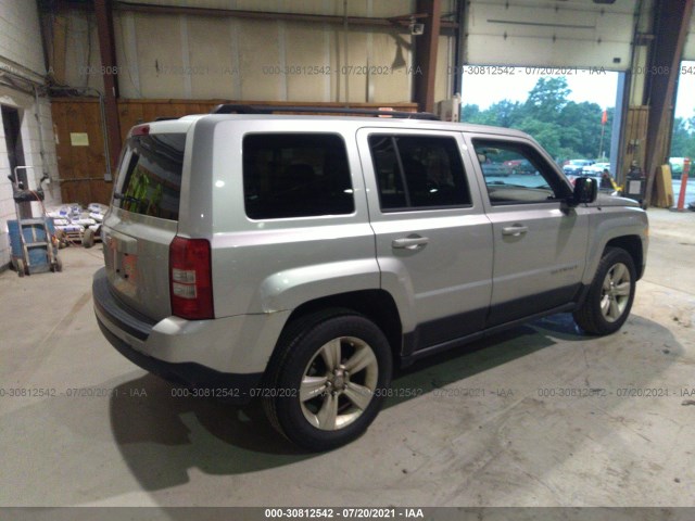 Photo 3 VIN: 1C4NJRBB5CD599691 - JEEP PATRIOT 