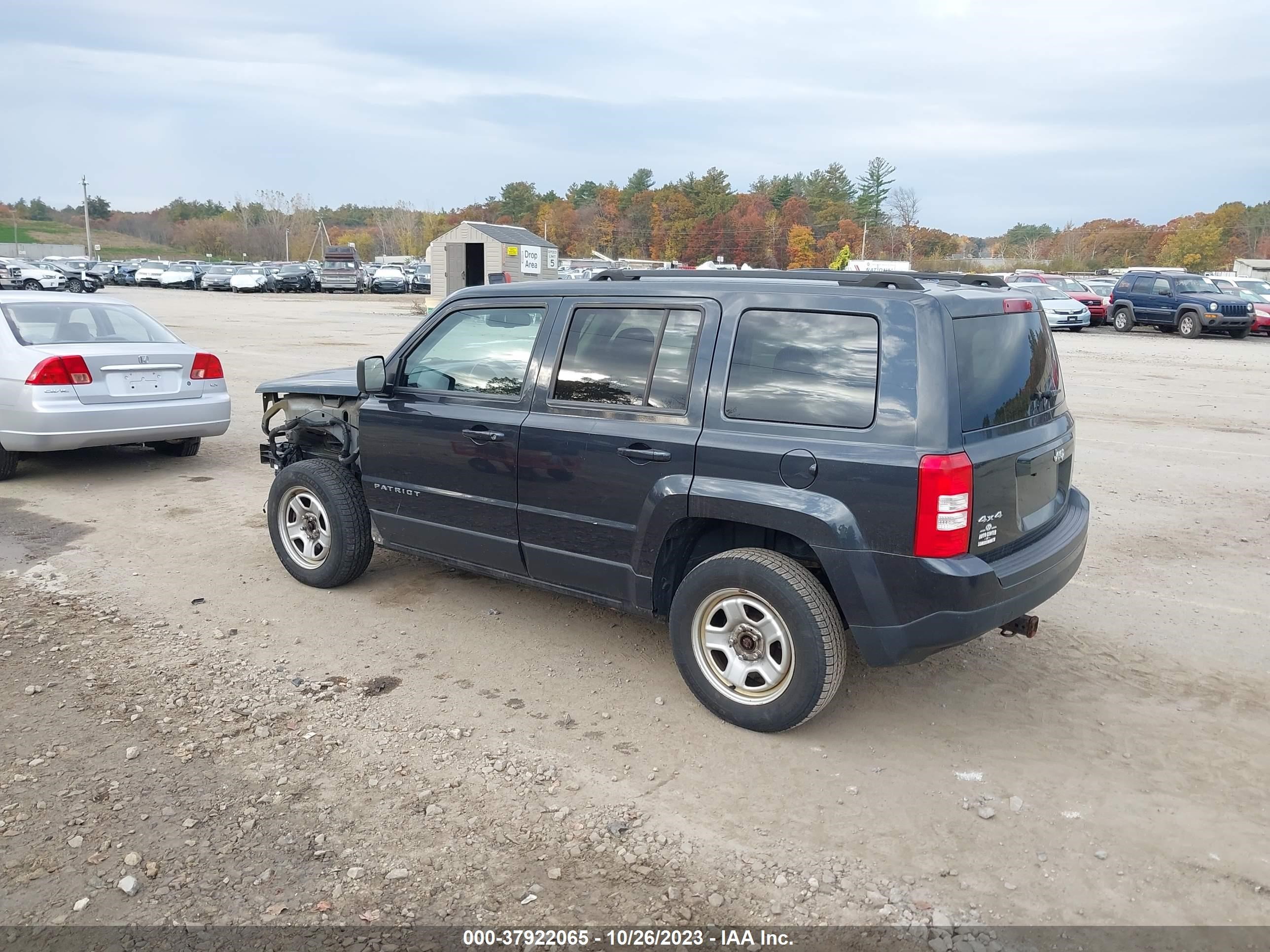 Photo 2 VIN: 1C4NJRBB5GD566213 - JEEP LIBERTY (PATRIOT) 