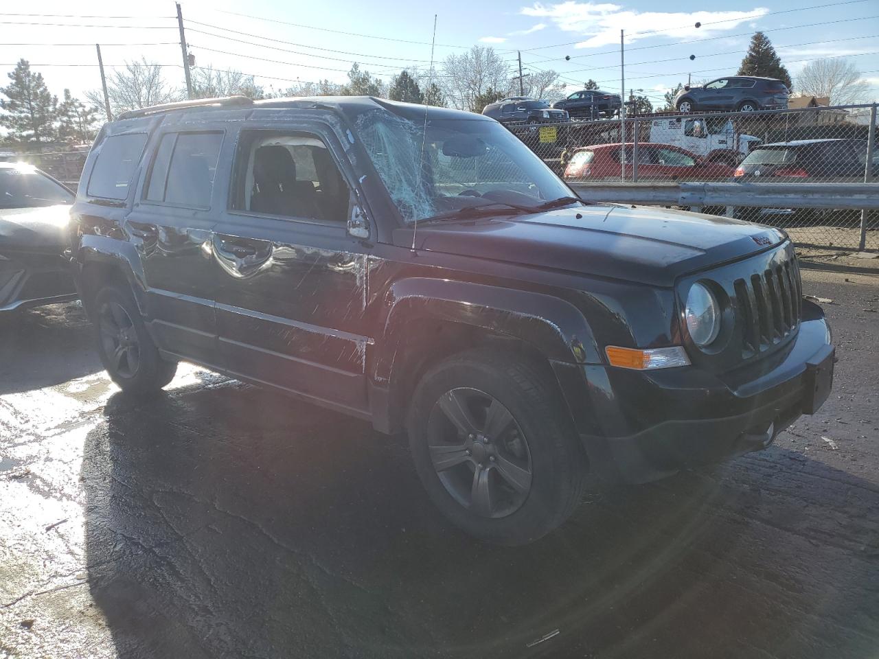 Photo 3 VIN: 1C4NJRBB5GD697187 - JEEP LIBERTY (PATRIOT) 