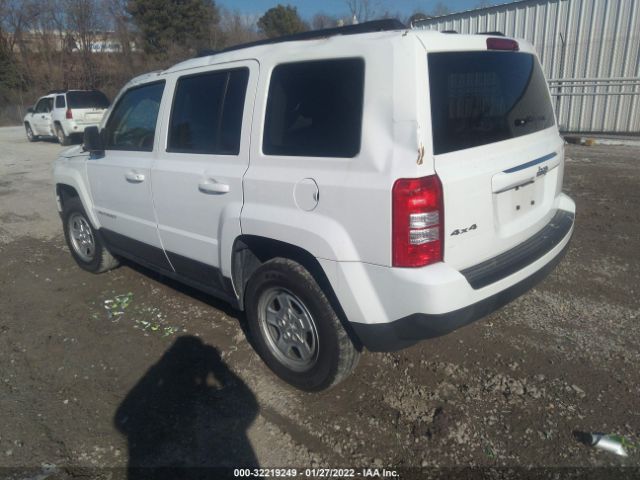 Photo 2 VIN: 1C4NJRBB5GD772003 - JEEP PATRIOT 