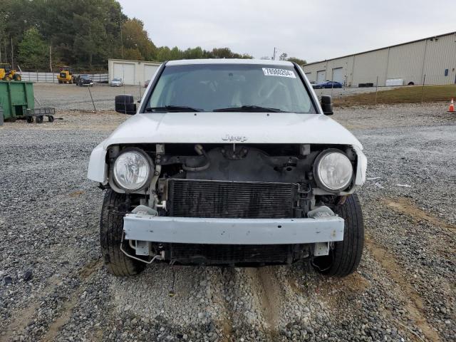 Photo 4 VIN: 1C4NJRBB5HD142063 - JEEP PATRIOT SP 