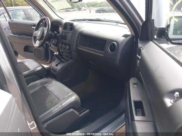 Photo 4 VIN: 1C4NJRBB5HD208210 - JEEP PATRIOT 