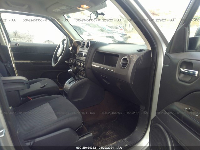 Photo 4 VIN: 1C4NJRBB6FD338798 - JEEP PATRIOT 