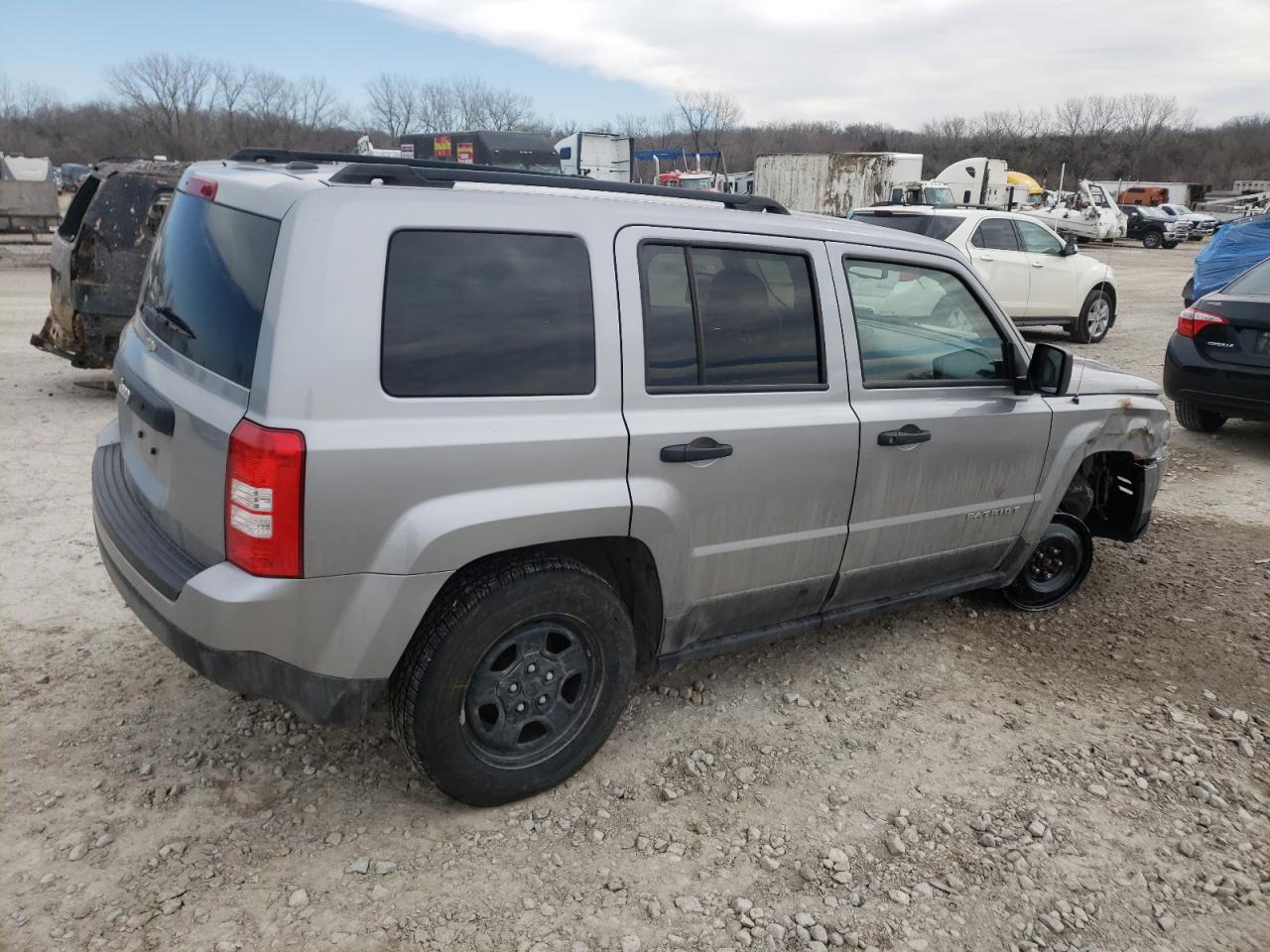 Photo 2 VIN: 1C4NJRBB6GD654719 - JEEP LIBERTY (PATRIOT) 