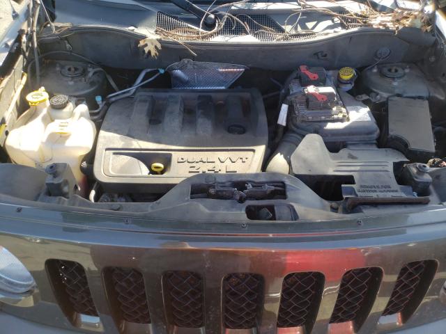 Photo 6 VIN: 1C4NJRBB7FD425500 - JEEP PATRIOT SP 