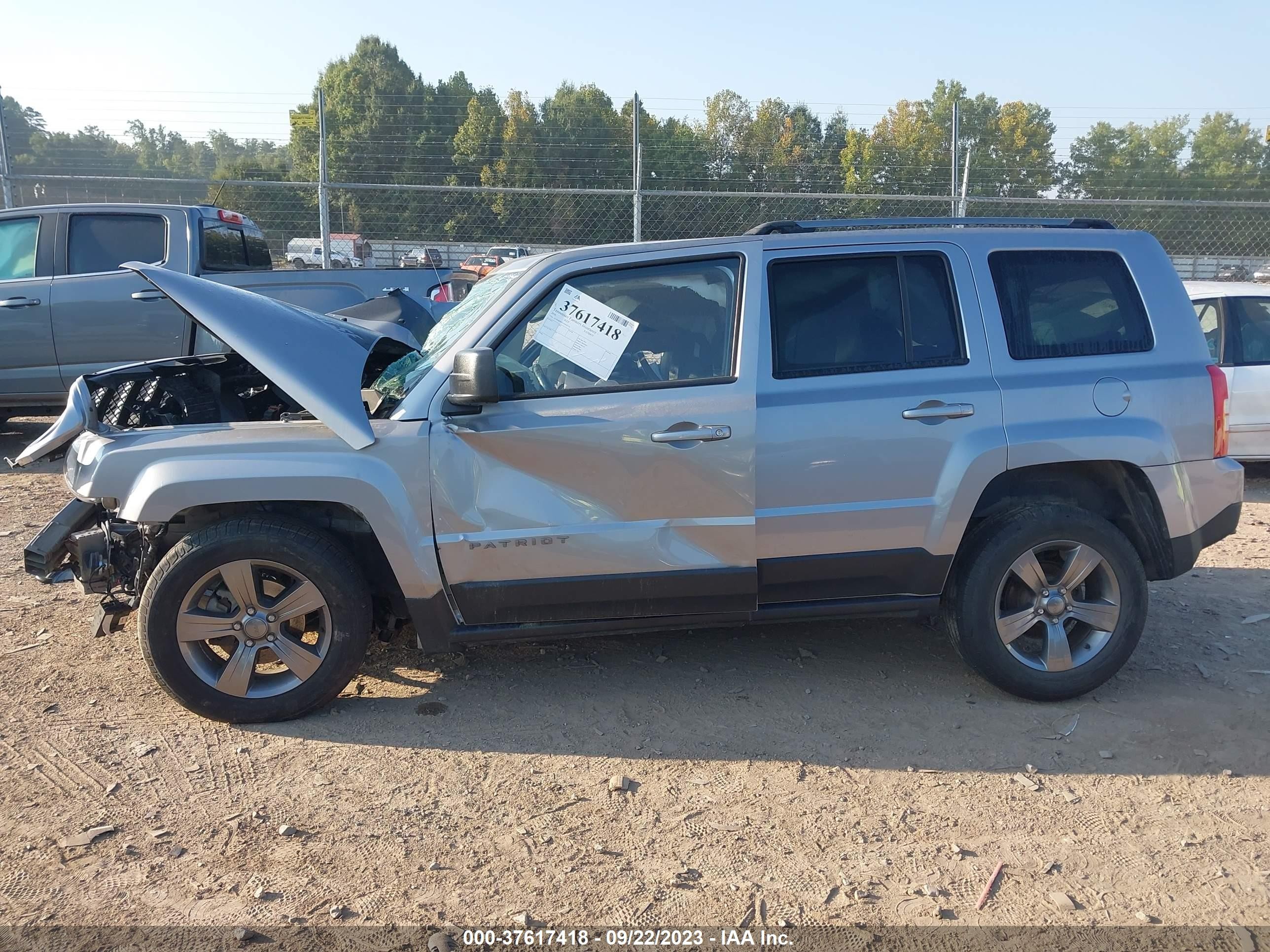 Photo 14 VIN: 1C4NJRBB7GD639310 - JEEP LIBERTY (PATRIOT) 